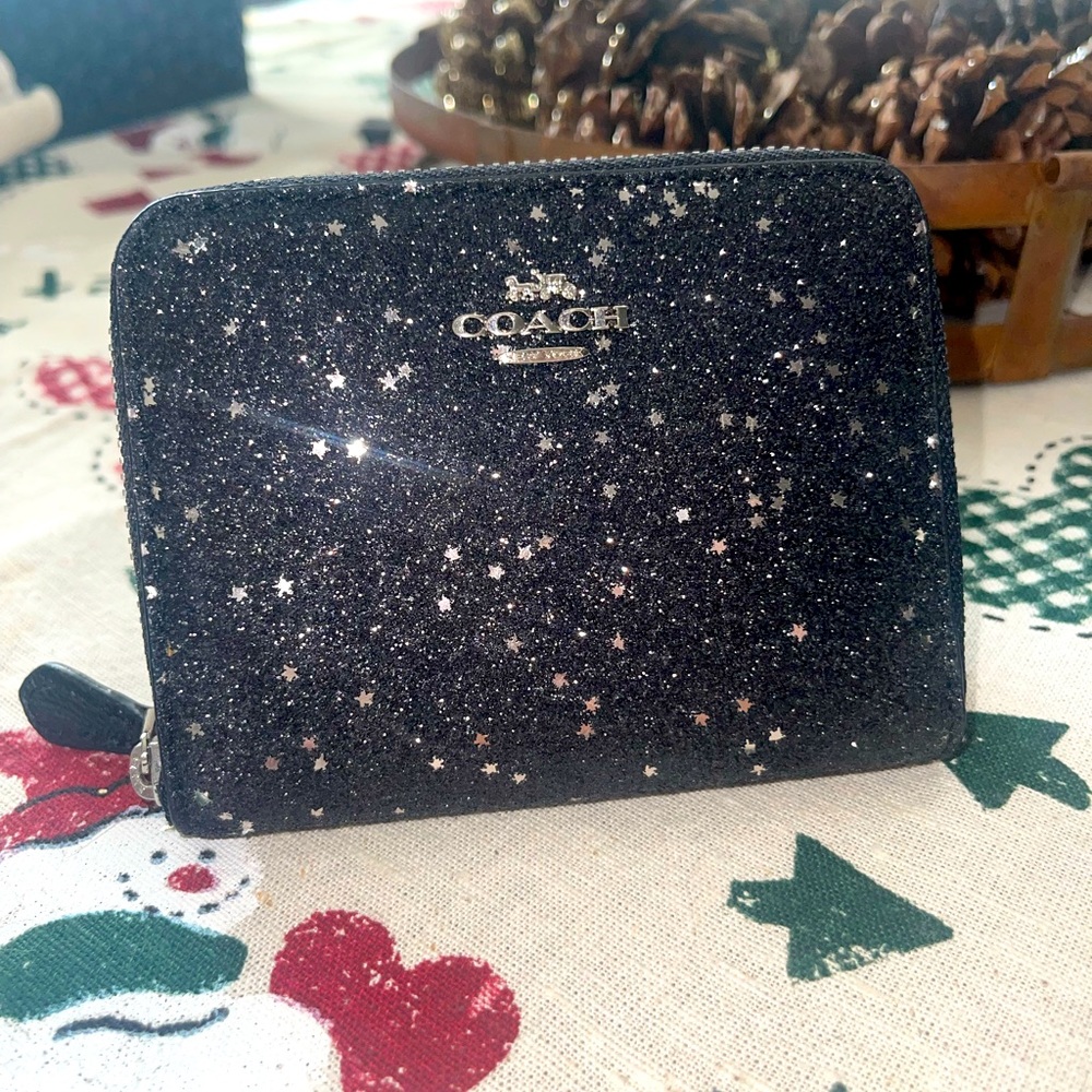 NWOT Black sparkle Coach zip wallet